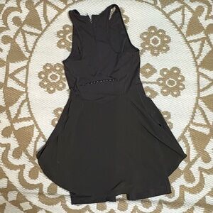 Lululemon Nulux athletic dress for running, 8-inch length, graphite gray, size 4